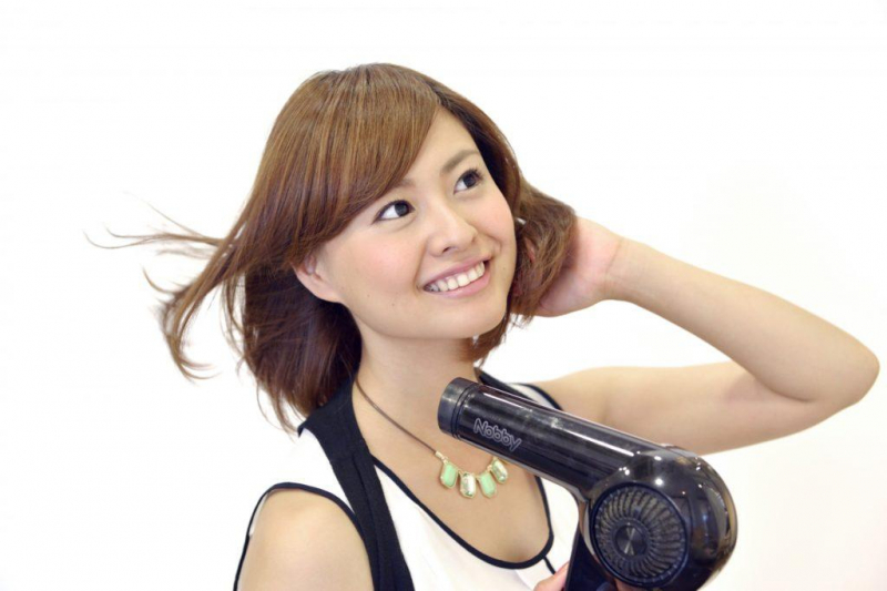 早く髪の毛を乾かす方法を美容師が教えます お悩み 早く髪の毛を乾かす方法を美容師が教えます お悩み